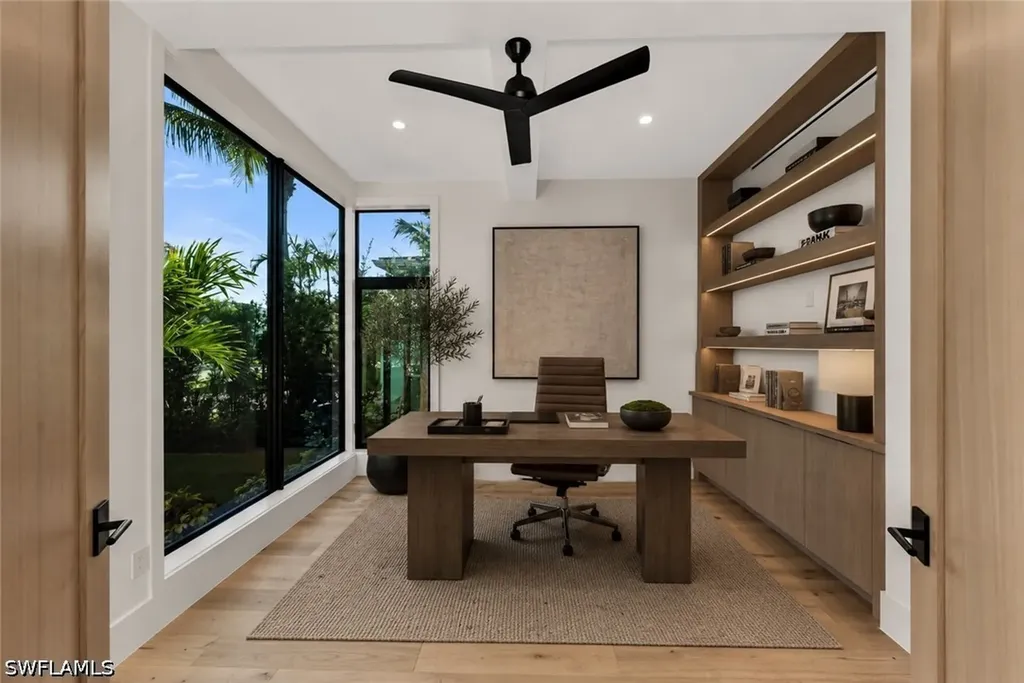 1227 10th Avenue N Naples FL 34102