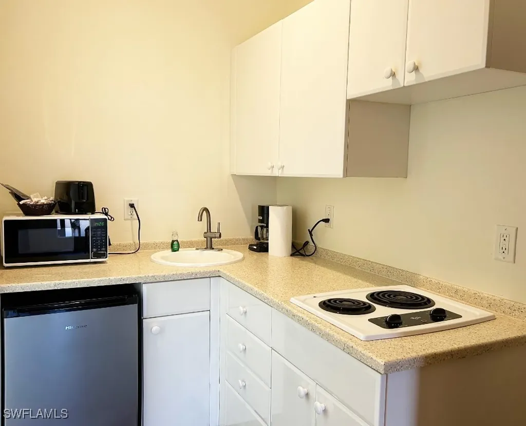 25000 Tamiami Trail E Naples FL 34114