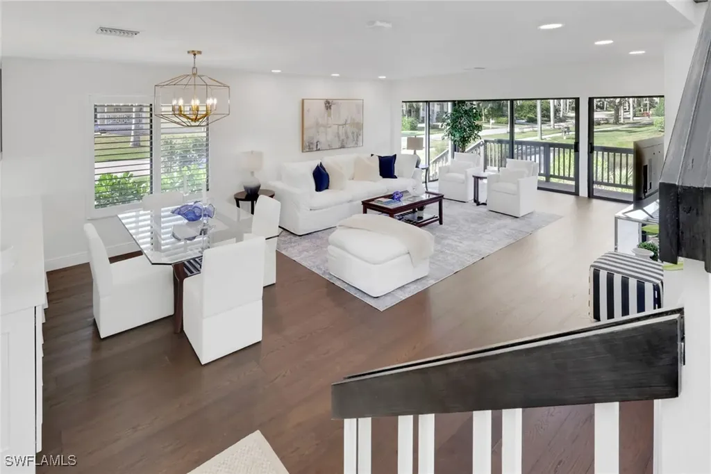 605 8th Avenue S Naples FL 34102