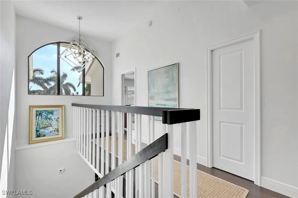 605 8th Avenue S Naples FL 34102