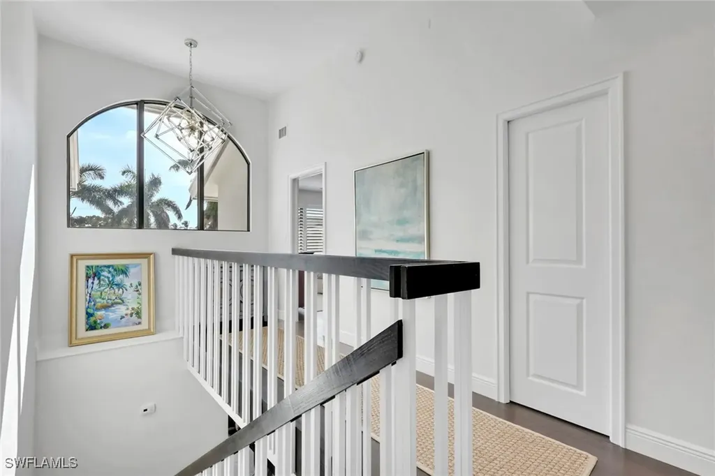 605 8th Avenue S Naples FL 34102
