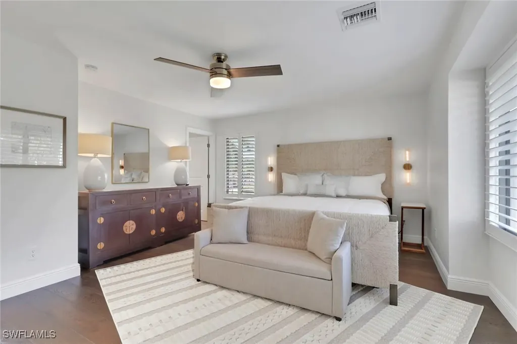 605 8th Avenue S Naples FL 34102