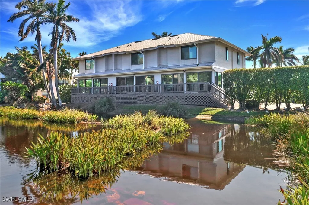 605 8th Avenue S Naples FL 34102