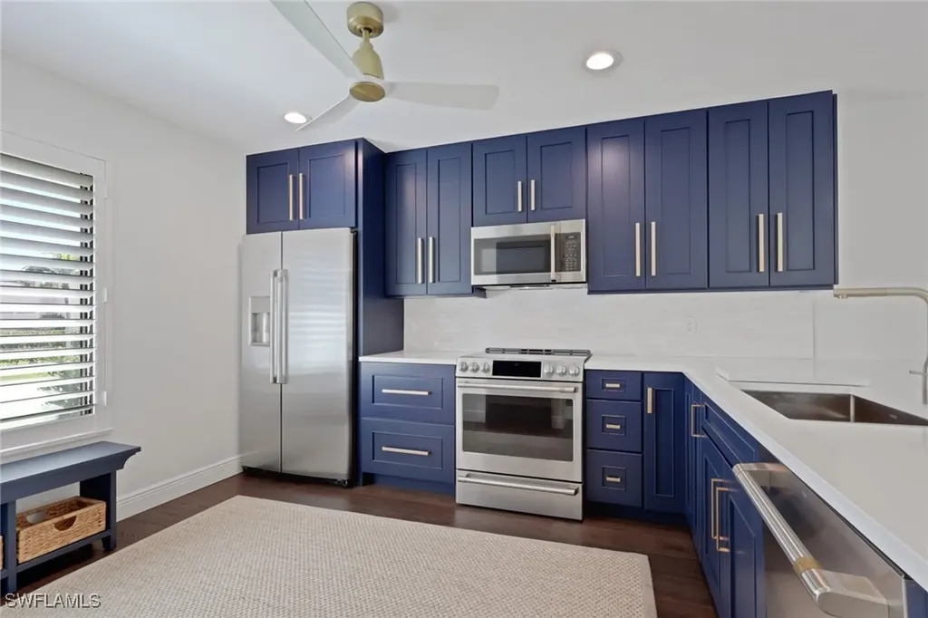 605 8th Avenue S Naples FL 34102