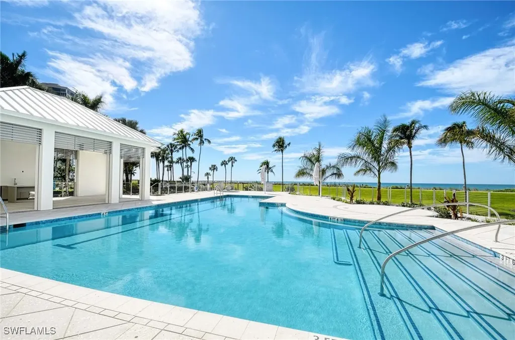 4601 Gulf Shore Boulevard N Naples FL 34103
