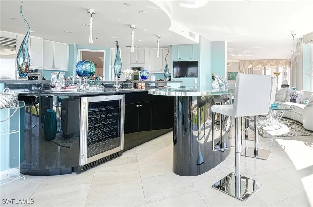 4601 Gulf Shore Boulevard N Naples FL 34103