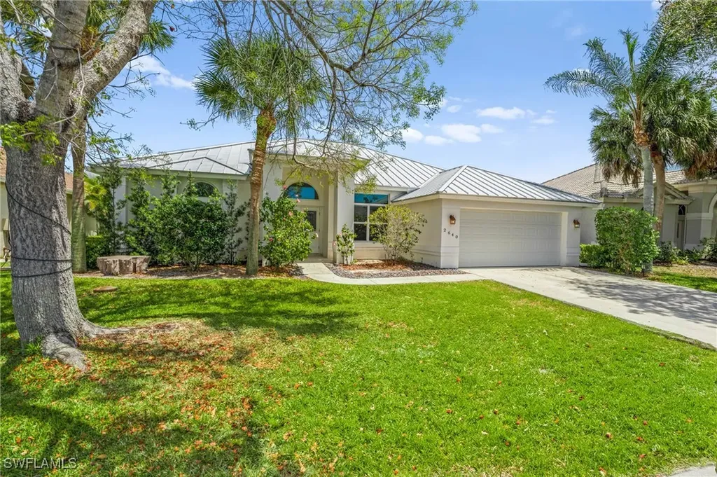 2640 White Cedar Lane Naples FL 34109