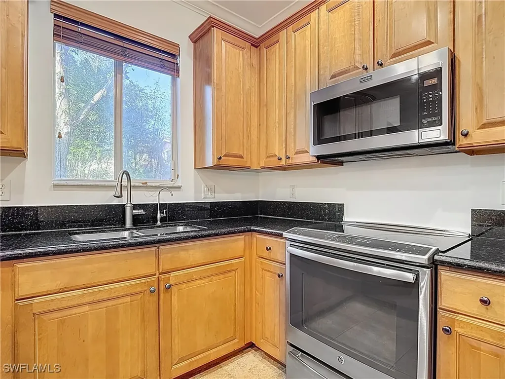 10220 Olivewood Way Estero FL 33928