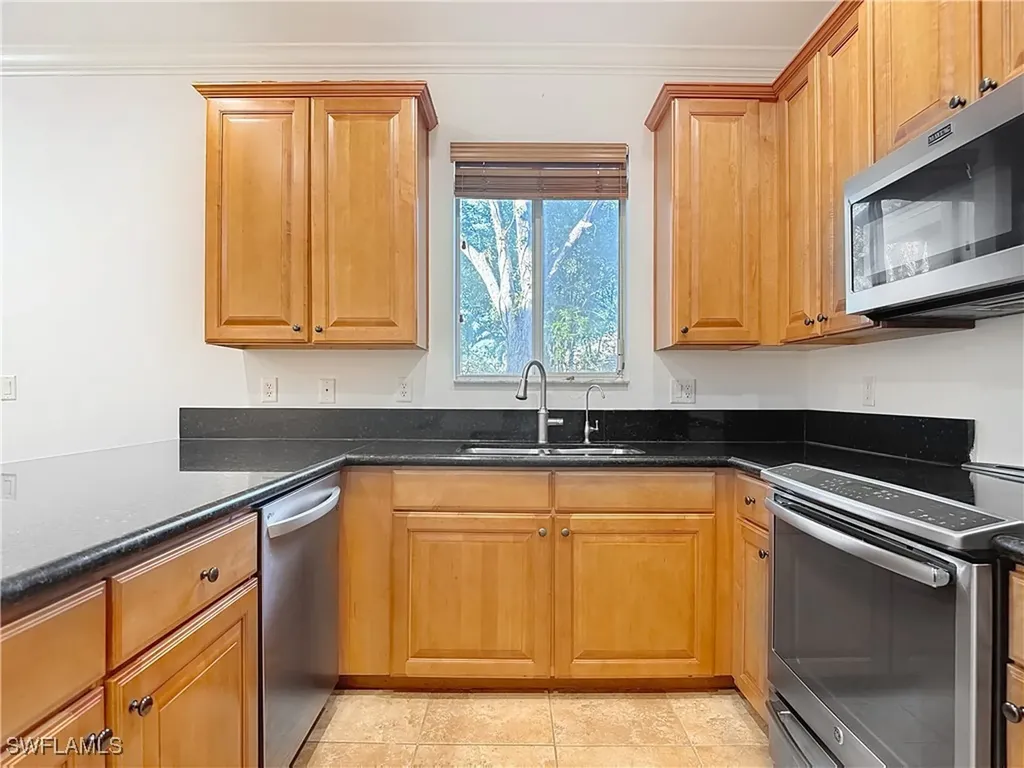 10220 Olivewood Way Estero FL 33928