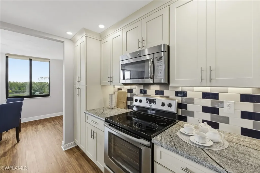 11 Bluebill Avenue Naples FL 34108