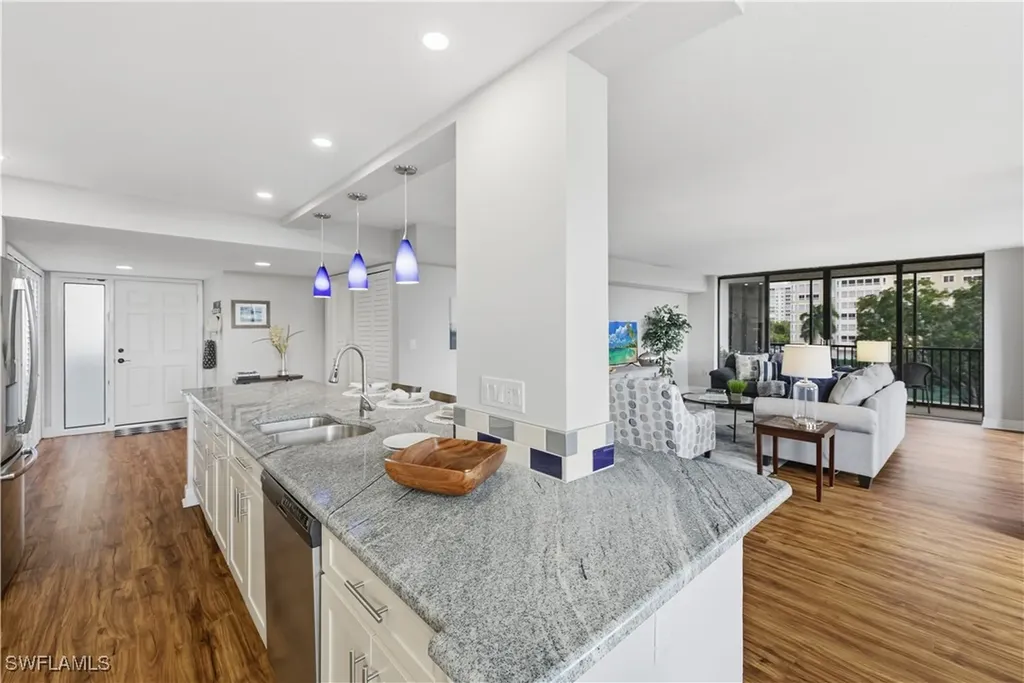 11 Bluebill Avenue Naples FL 34108