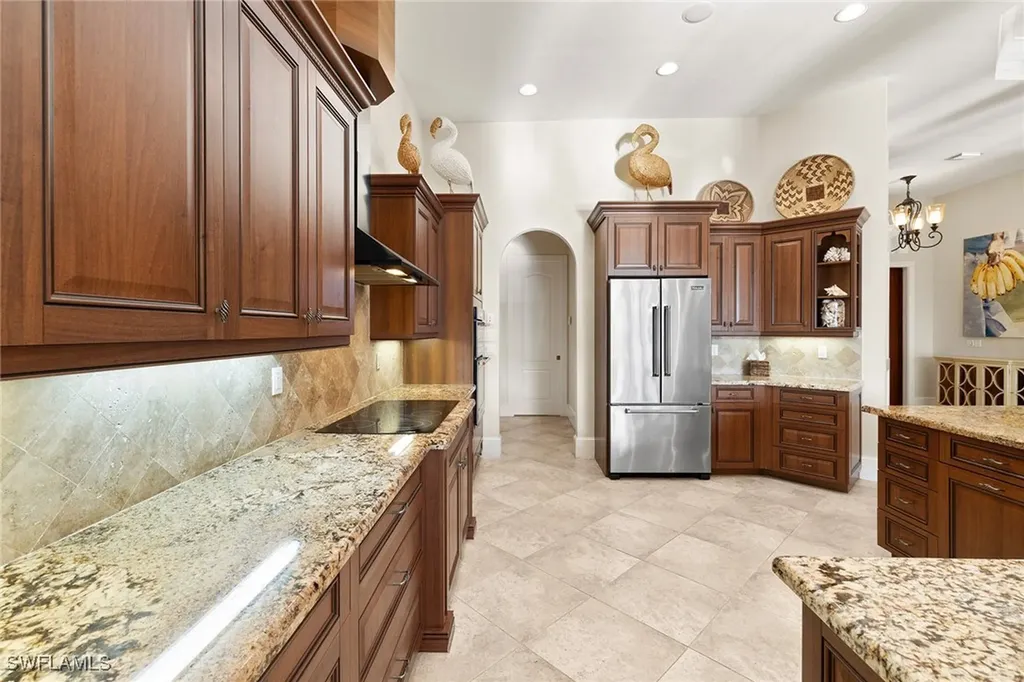 7717 Trent Court Naples FL 34113