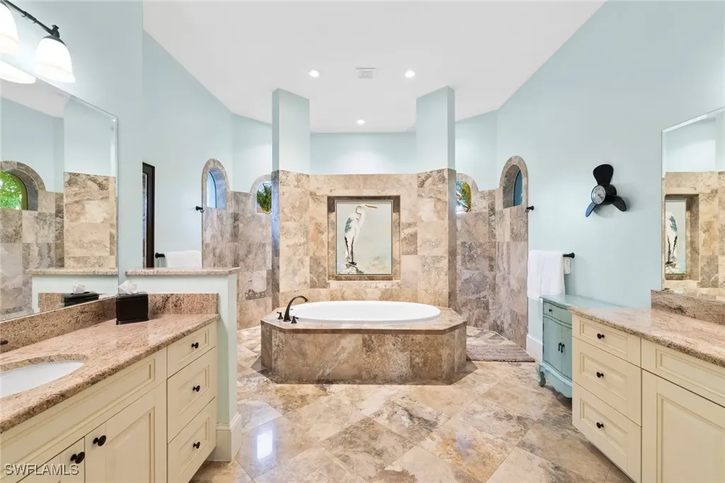 7717 Trent Court Naples FL 34113