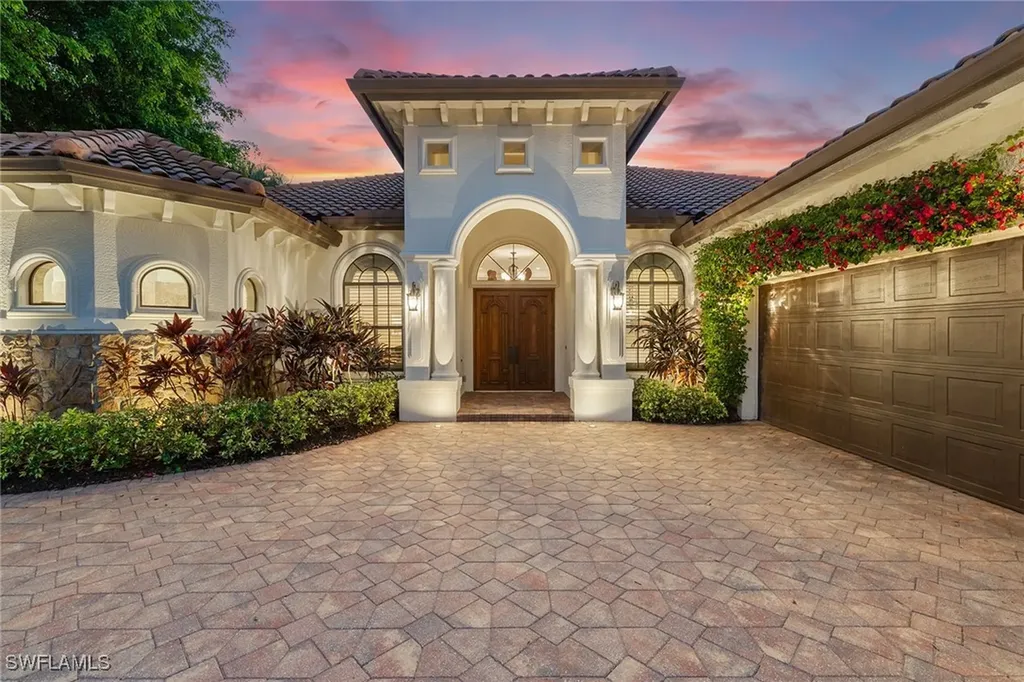 7717 Trent Court Naples FL 34113