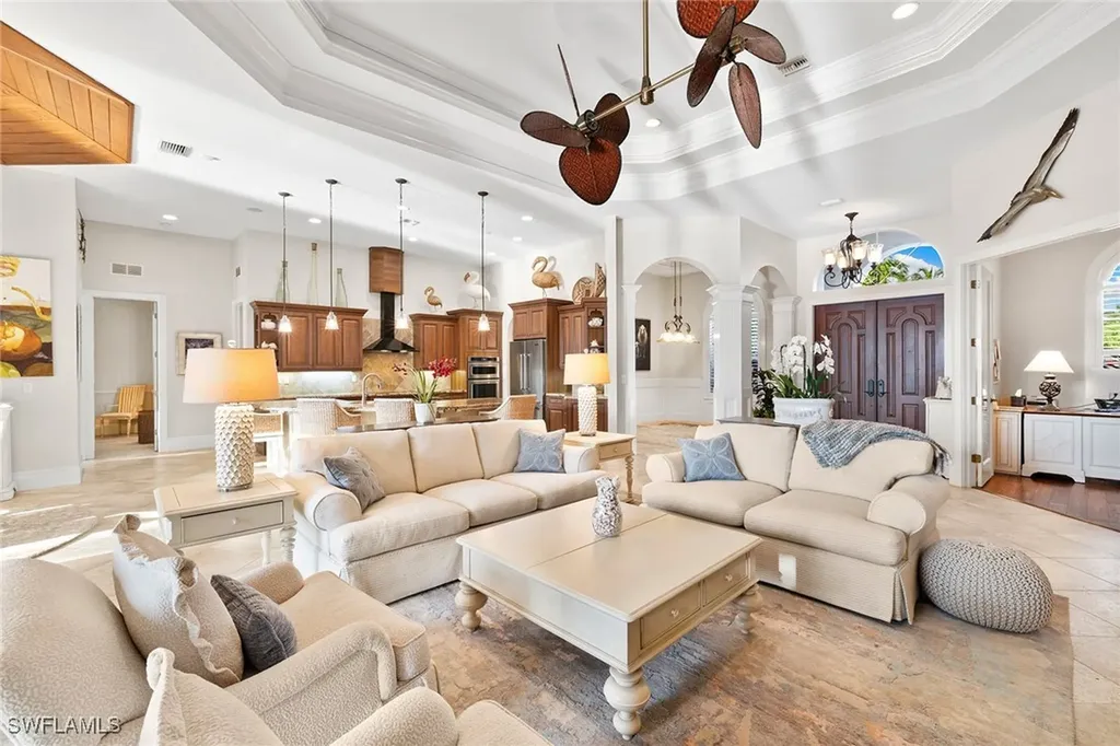 7717 Trent Court Naples FL 34113