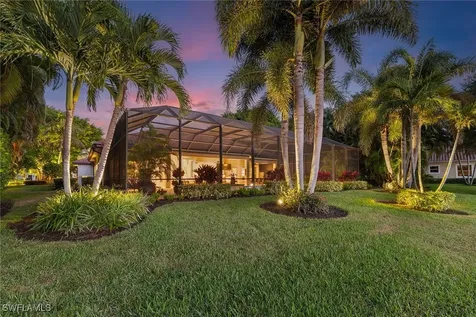 7717 Trent Court Naples FL 34113