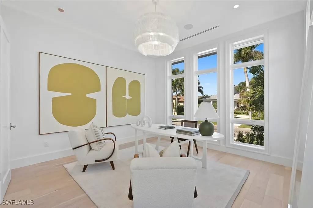 544 13th Avenue S Naples FL 34102