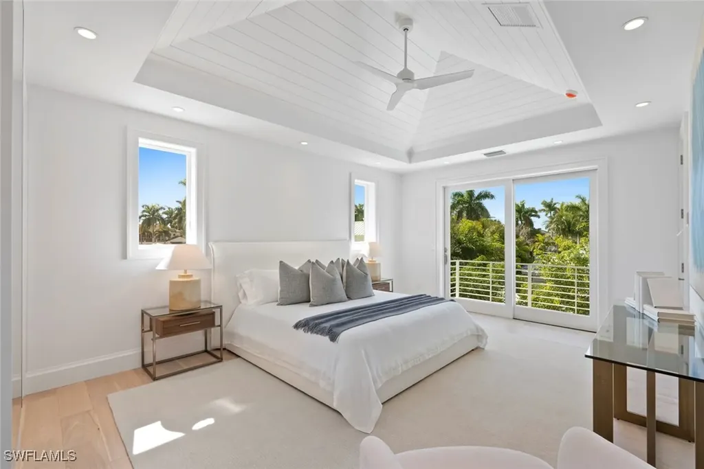 544 13th Avenue S Naples FL 34102