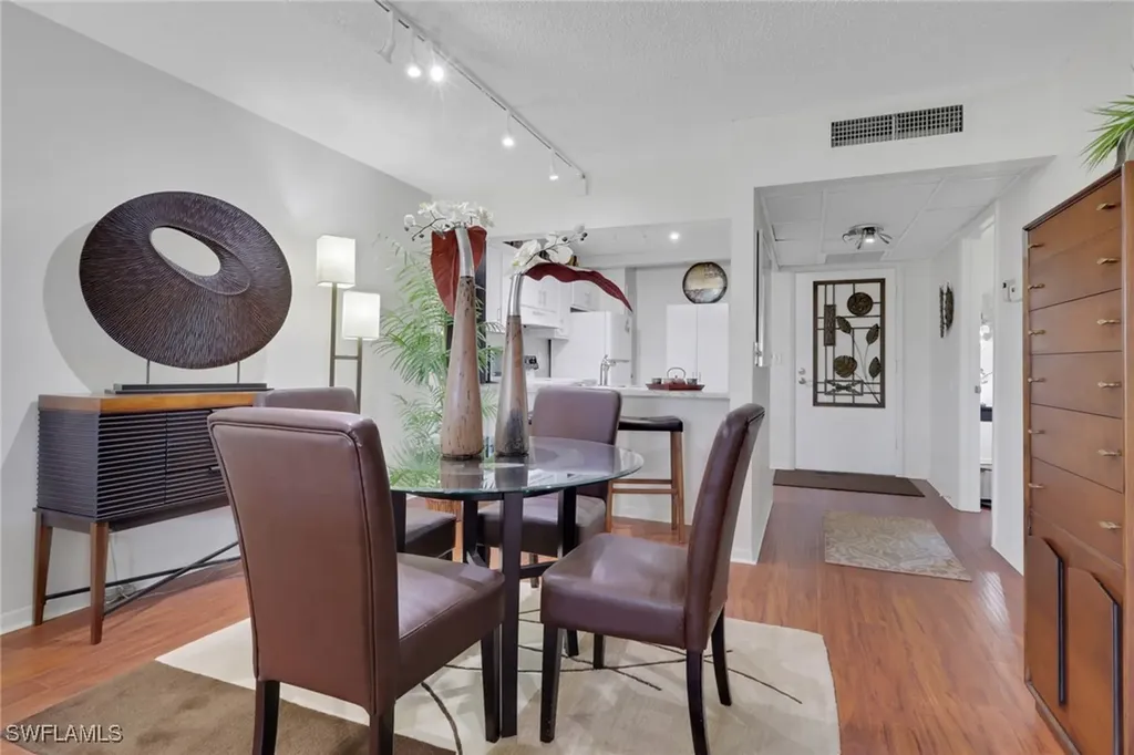 1084 Forest Lakes Drive Naples FL 34105