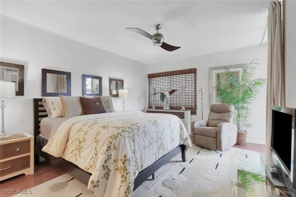 1084 Forest Lakes Drive Naples FL 34105