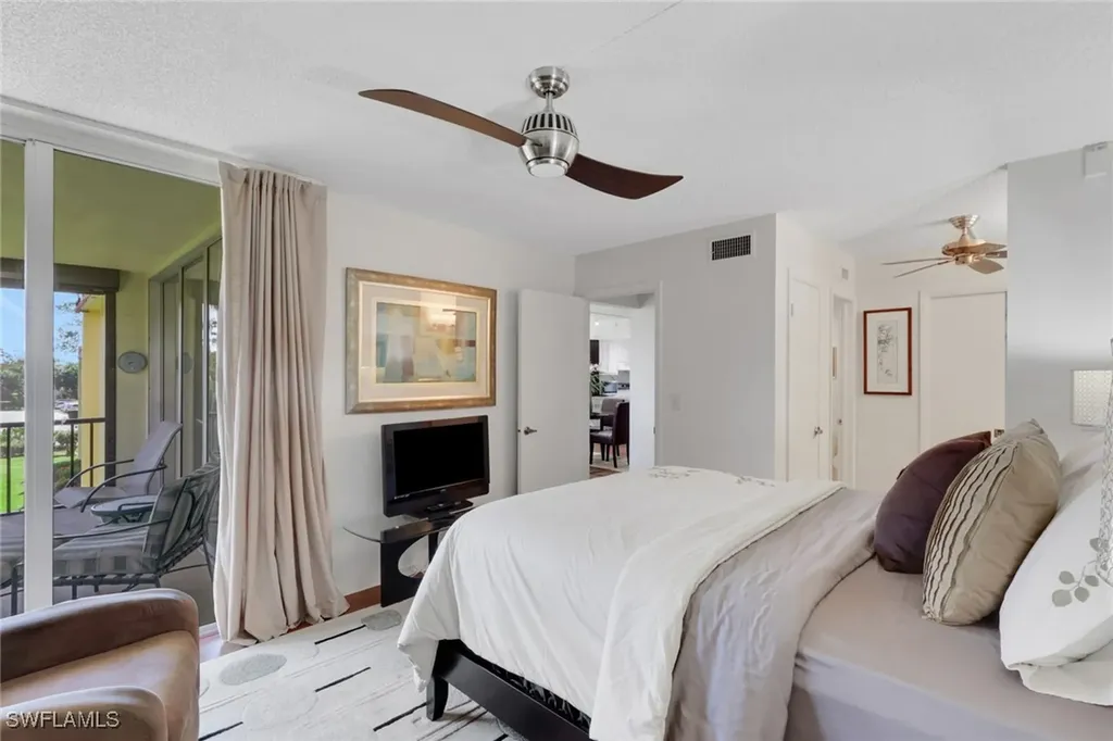 1084 Forest Lakes Drive Naples FL 34105