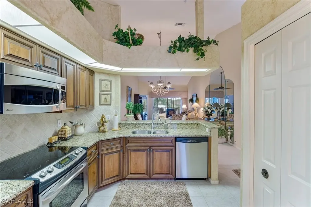13090 Amberley Court Bonita Springs FL 34135