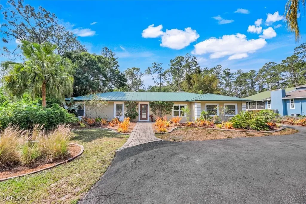 5248 Coral Wood Drive Naples FL 34119