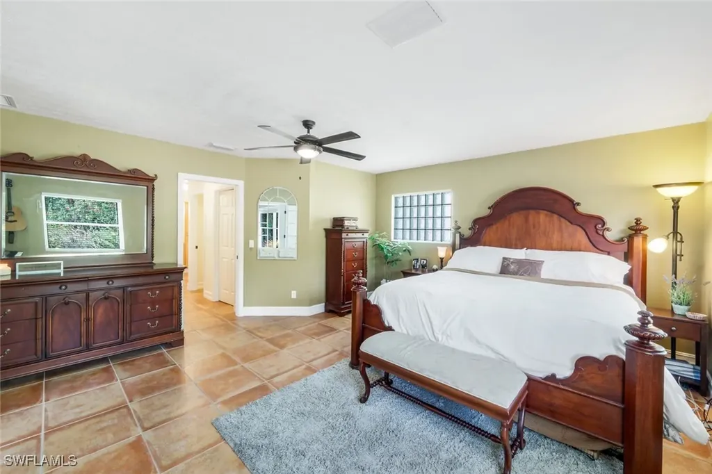5248 Coral Wood Drive Naples FL 34119