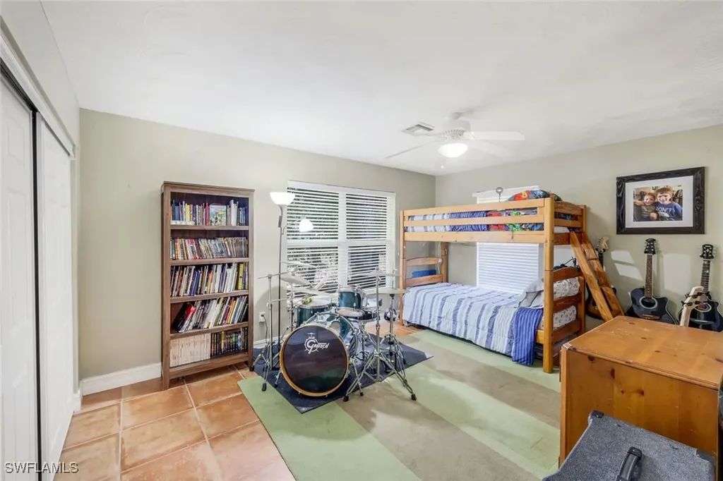 5248 Coral Wood Drive Naples FL 34119