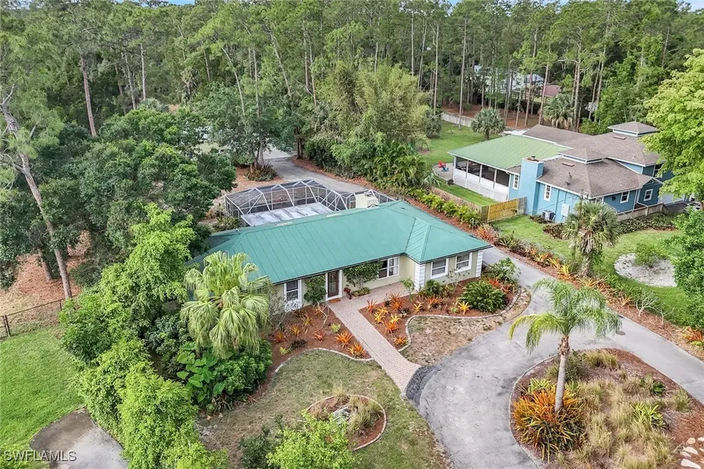 5248 Coral Wood Drive Naples FL 34119