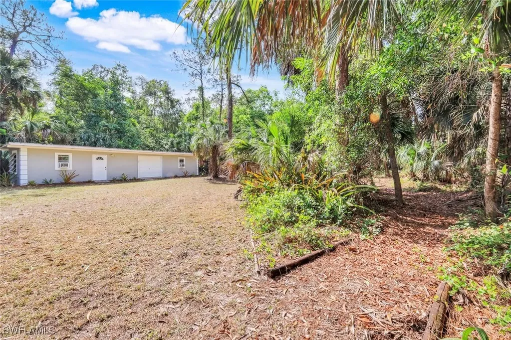 5248 Coral Wood Drive Naples FL 34119
