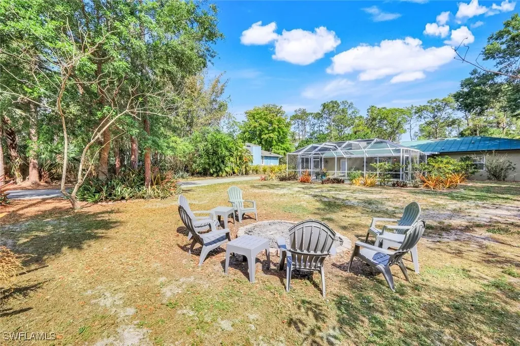 5248 Coral Wood Drive Naples FL 34119