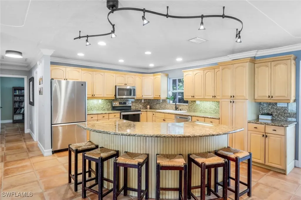 5248 Coral Wood Drive Naples FL 34119