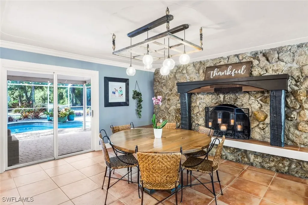 5248 Coral Wood Drive Naples FL 34119
