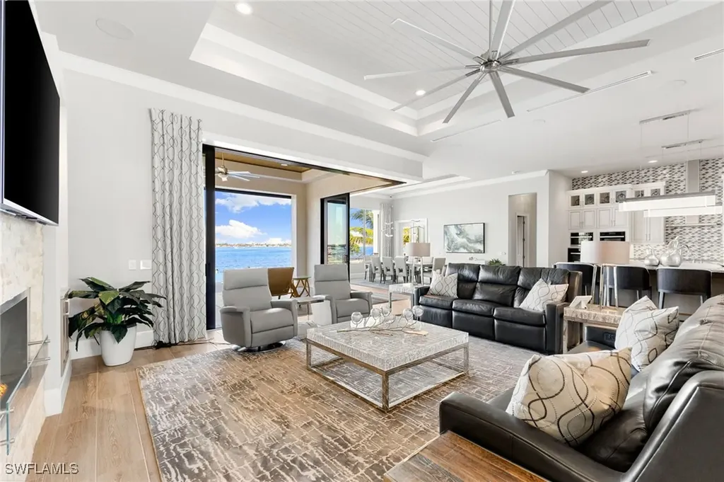 12484 Riverside Drive Fort Myers FL 33919