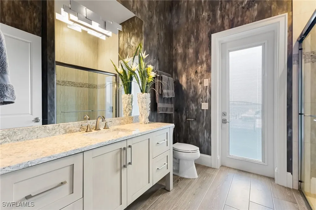 12484 Riverside Drive Fort Myers FL 33919