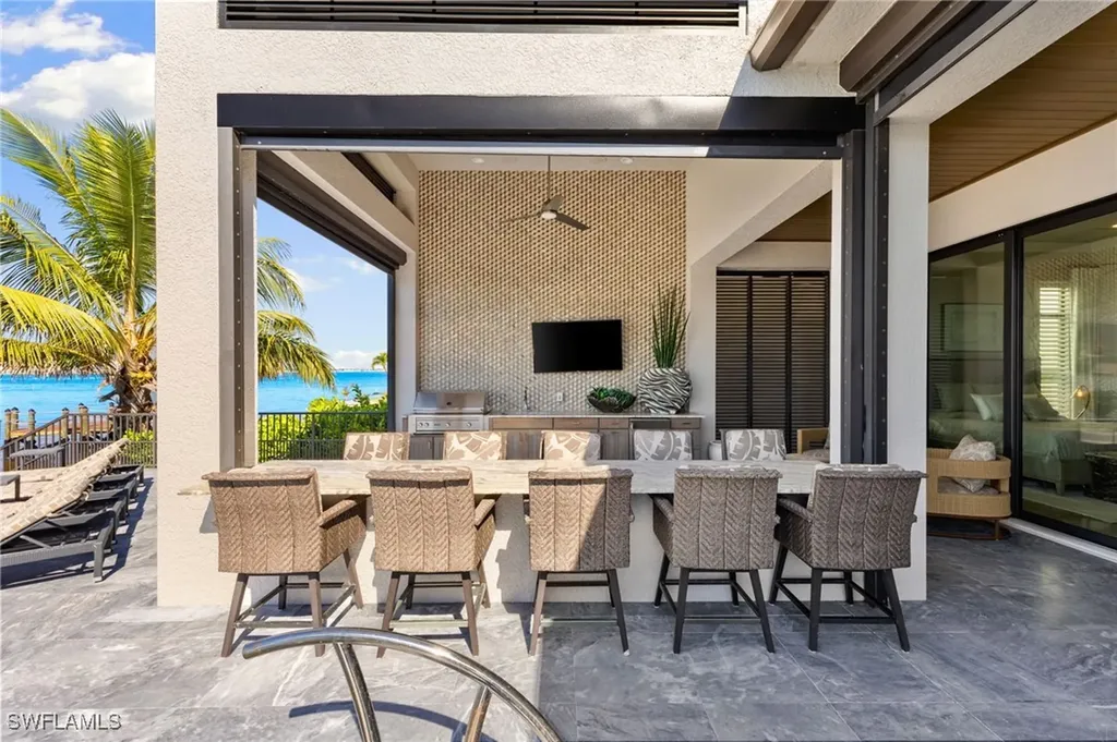 12484 Riverside Drive Fort Myers FL 33919