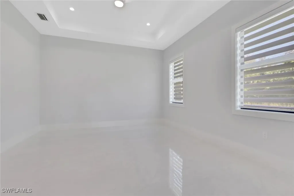 3813 16th Avenue NE Naples FL 34120