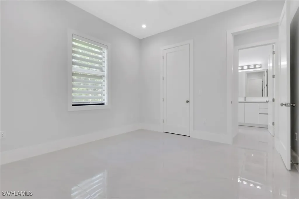 3813 16th Avenue NE Naples FL 34120