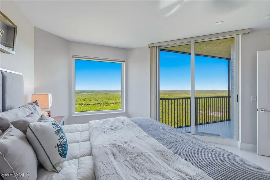 1065 Borghese Lane Naples FL 34114