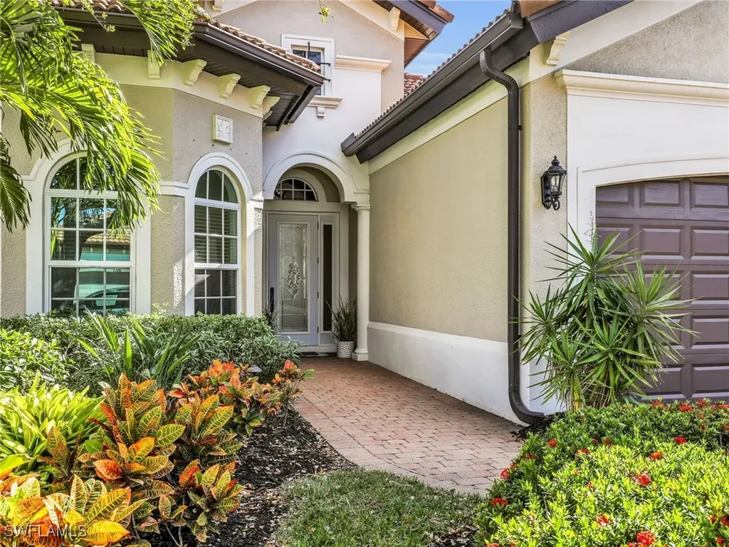 7864 Valencia Court Naples FL 34113