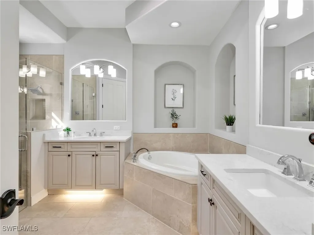 7864 Valencia Court Naples FL 34113