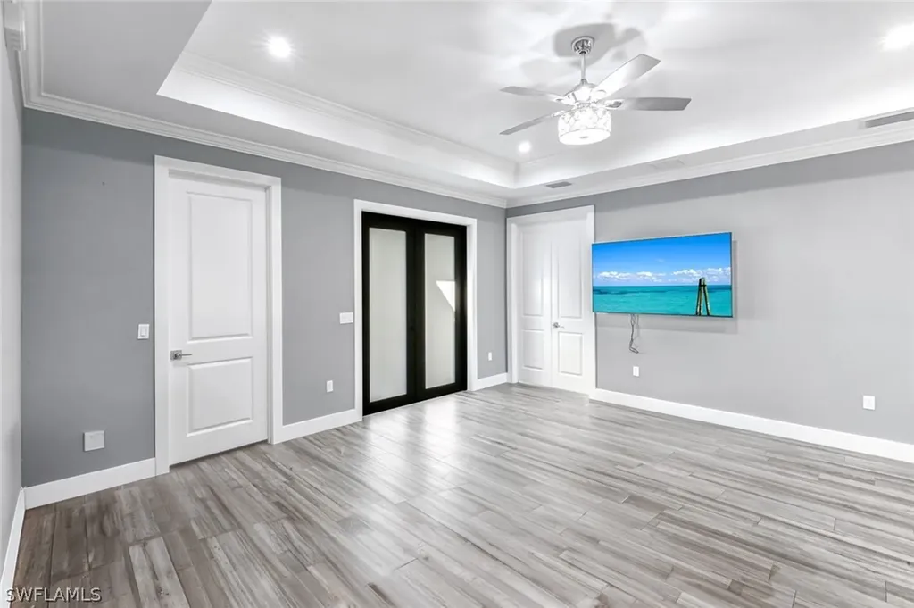 141 20th Avenue NW Naples FL 34120