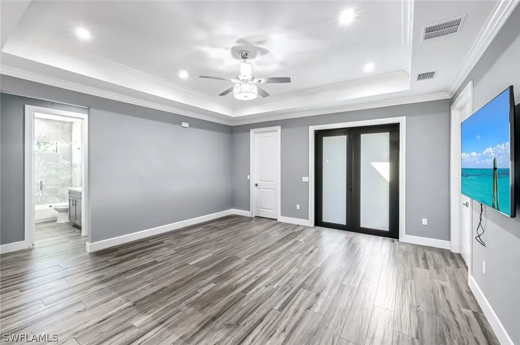 141 20th Avenue NW Naples FL 34120
