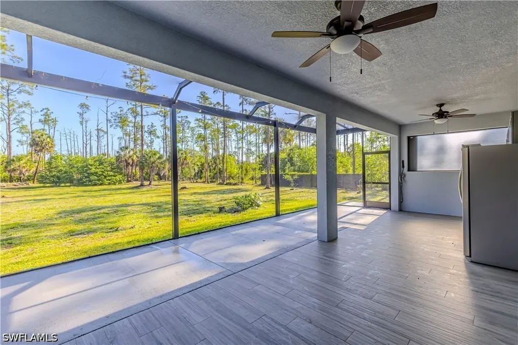 141 20th Avenue NW Naples FL 34120