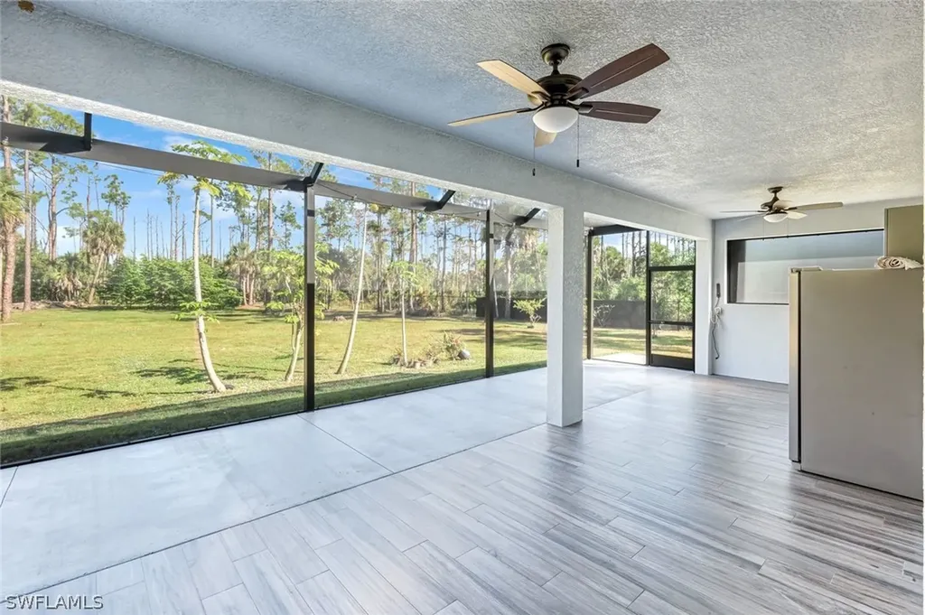 141 20th Avenue NW Naples FL 34120
