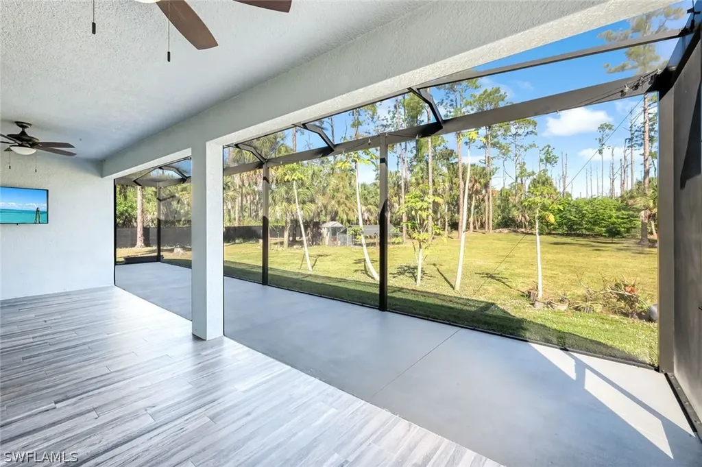 141 20th Avenue NW Naples FL 34120