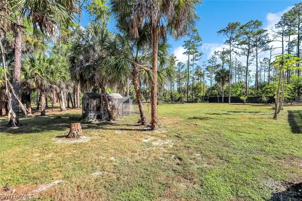 141 20th Avenue NW Naples FL 34120