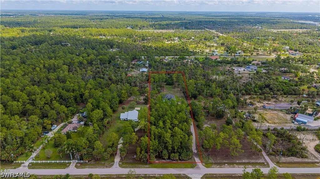 141 20th Avenue NW Naples FL 34120