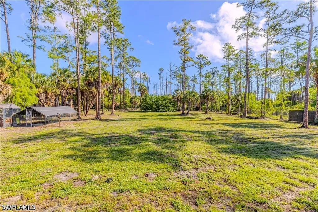 141 20th Avenue NW Naples FL 34120